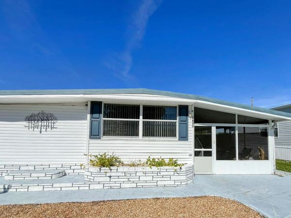 8631 SW 20th Street, Davie, FL 33324