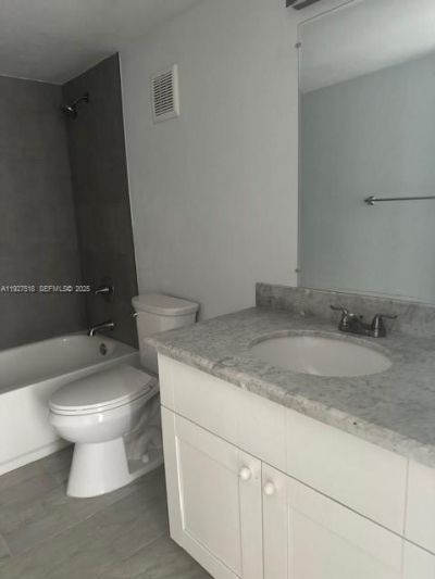 3905 N Nob Hill Rd, Unit 304, Sunrise, FL 33351 Photo