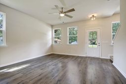 3395 Evergreen Oak Road photo 4