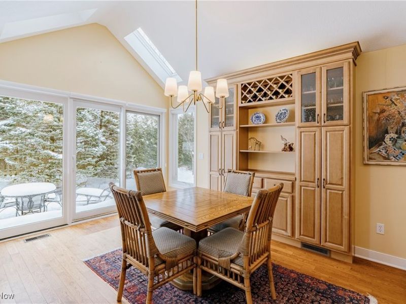 2501 Fairwood Court, Beachwood, OH 44122 Photo 11