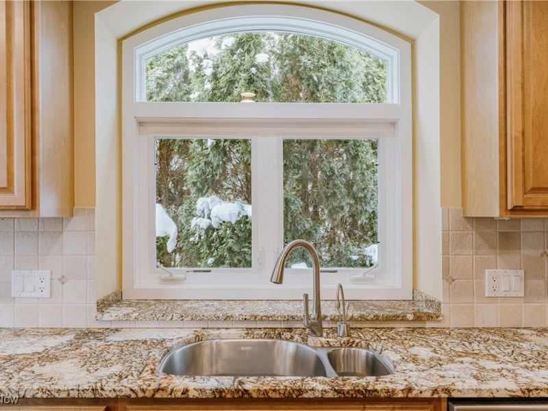 2501 Fairwood Court, Beachwood, OH 44122 Photo 17