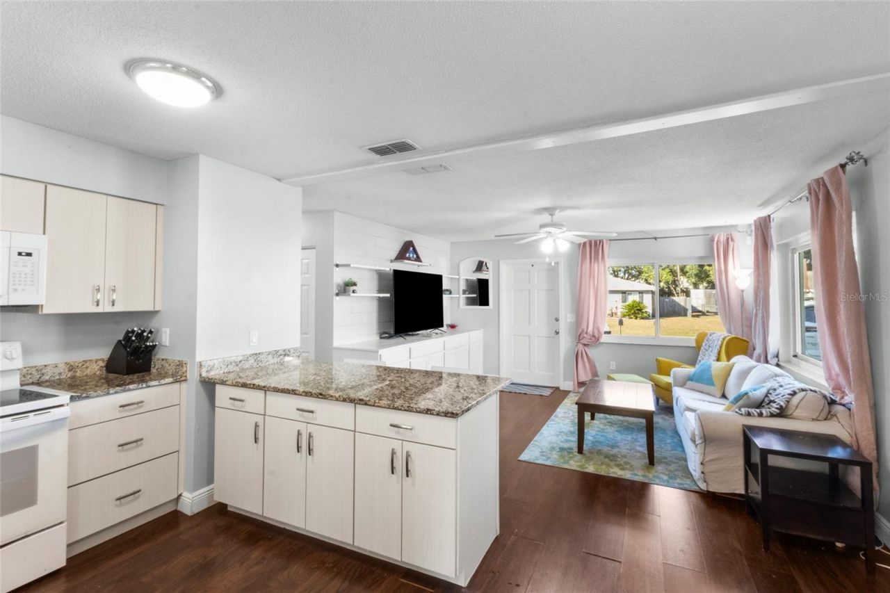 4404 55th Ave Drive E, Bradenton, FL 34203 Photo