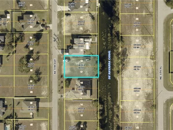 3319 NE 9th AVE, CAPE CORAL, FL 33909