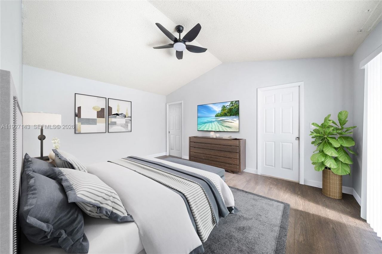 14145 SW 100th Ter, Miami, FL 33186 Photo