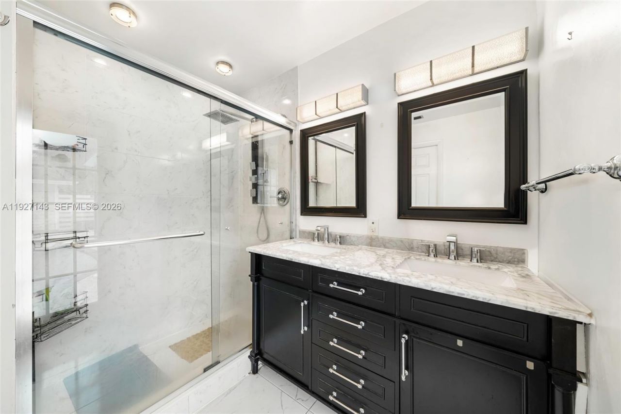 14145 SW 100th Ter, Miami, FL 33186 Photo