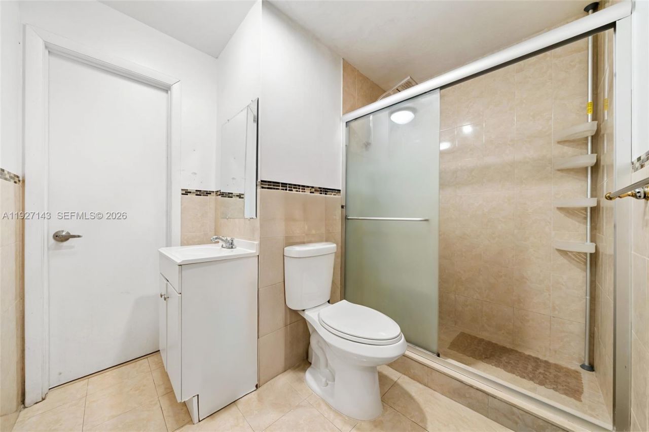 14145 SW 100th Ter, Miami, FL 33186 Photo