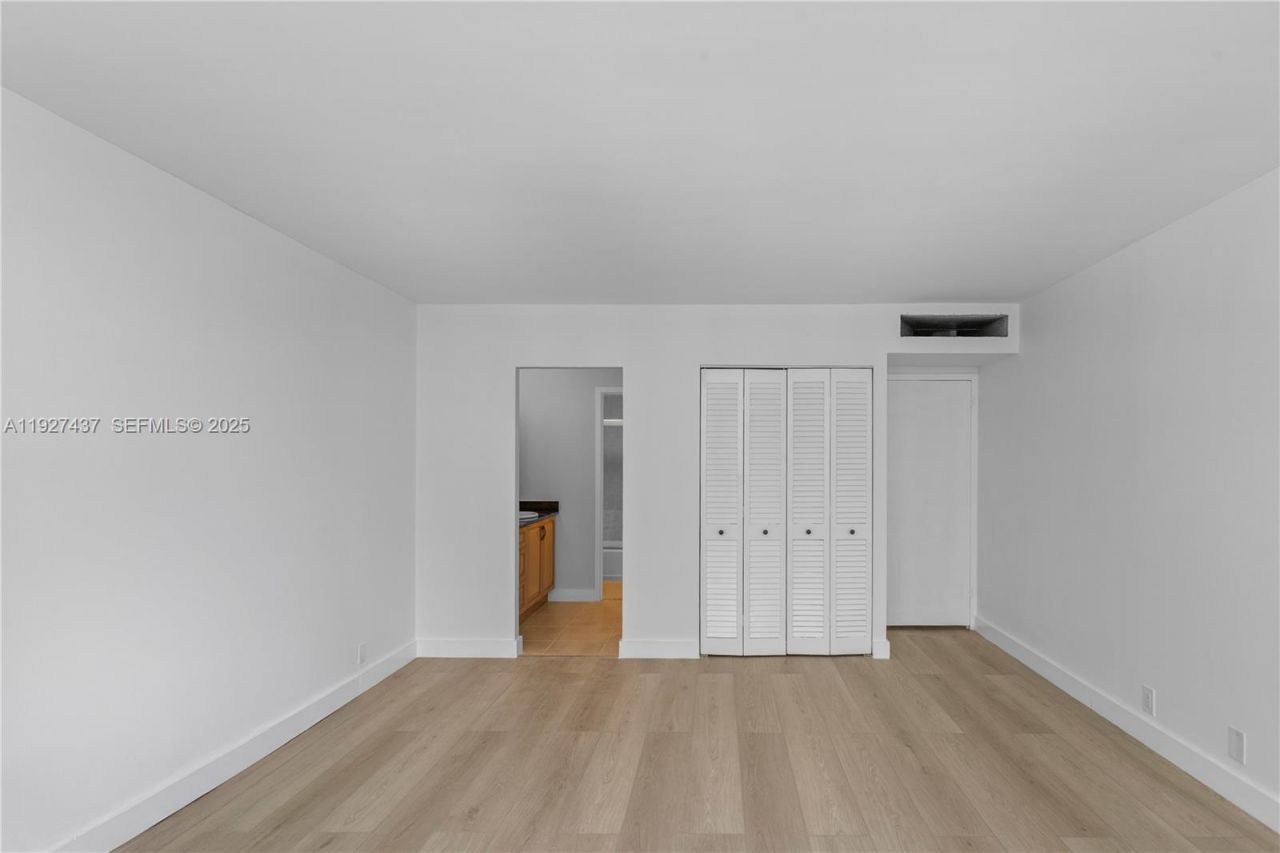 9511 Collins Ave, Unit 806, Surfside, FL 33154 Photo