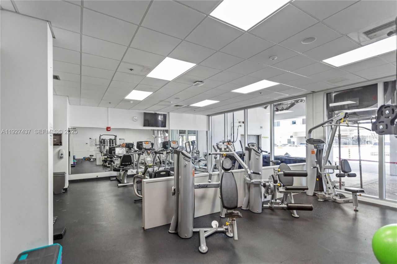 9511 Collins Ave, Unit 806, Surfside, FL 33154 Photo