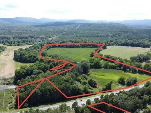 5967 Martha Berry Highway, Armuchee, GA 30105