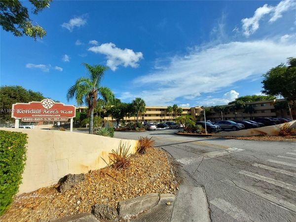 8415 SW 107th Ave, Unit 255W, Miami, FL 33173