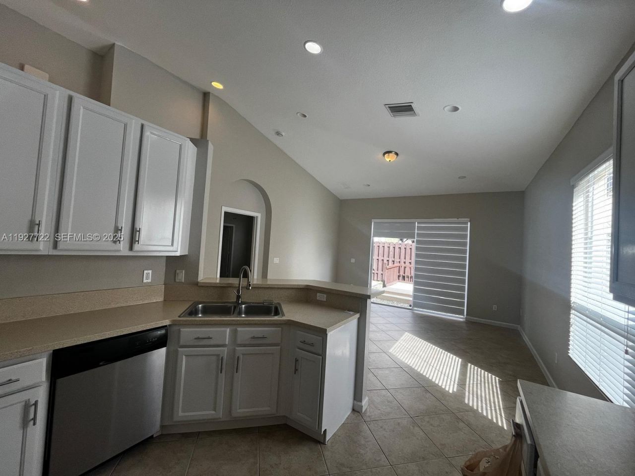 2219 Portofino Ave, Homestead, FL 33033 Photo