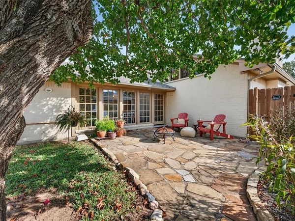 2215 Oak Creek Drive, Sherman, TX 75092
