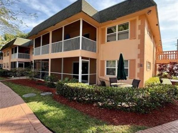 760 SE 2nd Avenue, Unit D112, Deerfield Beach, FL 33441