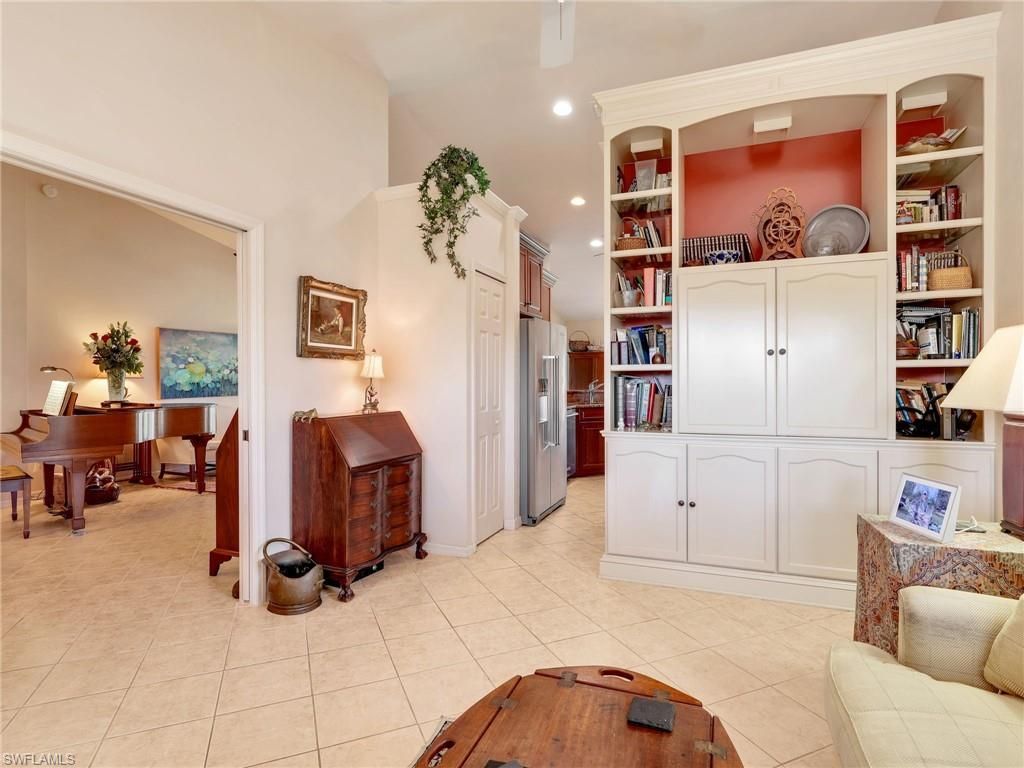 5893 Three Iron Dr, Unit 1604, Naples, FL 34110 Photo