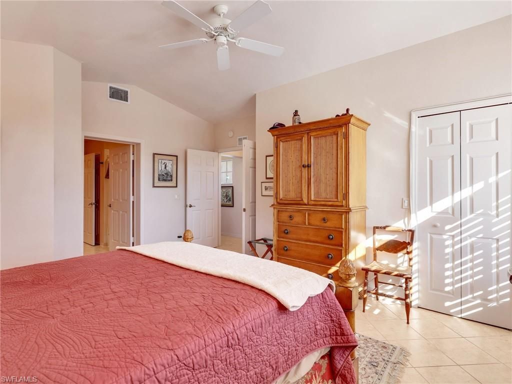 5893 Three Iron Dr, Unit 1604, Naples, FL 34110 Photo