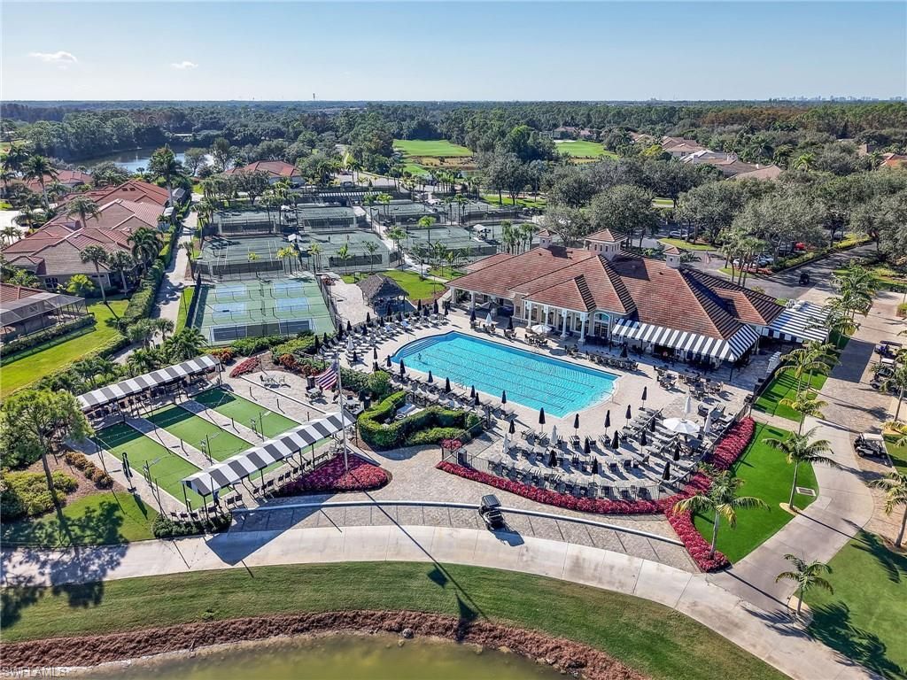 5893 Three Iron Dr, Unit 1604, Naples, FL 34110 Photo
