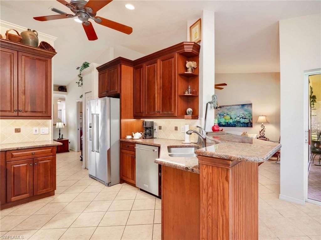 5893 Three Iron Dr, Unit 1604, Naples, FL 34110 Photo