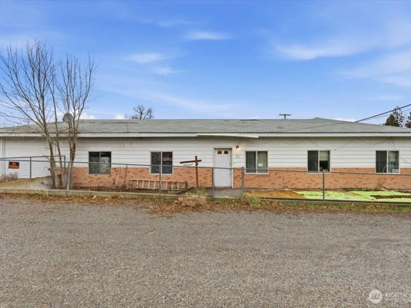 310 Center Street, Grand Coulee, WA 99133