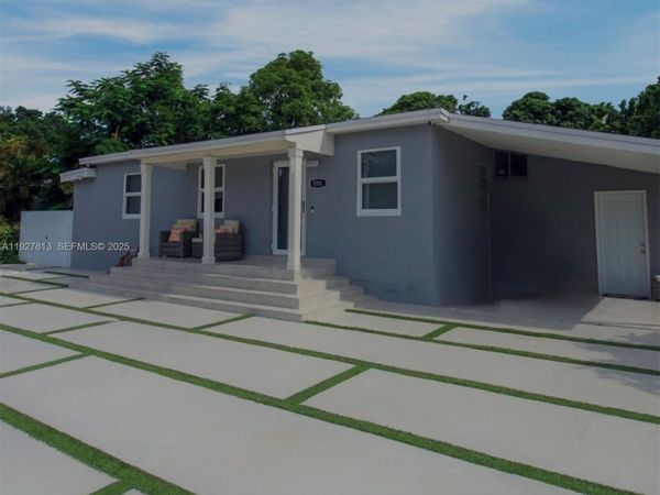 100 NE 171st Ter, Miami, FL 33162