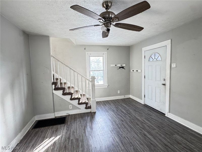 1239 Pondview Avenue, Akron, OH 44305 Photo 7