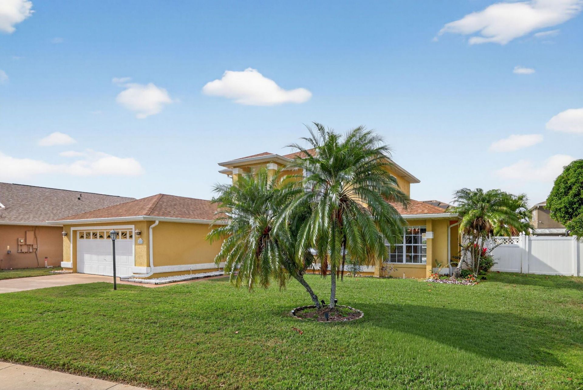 14912 White Magnolia Court, Orlando, FL 32824 Photo