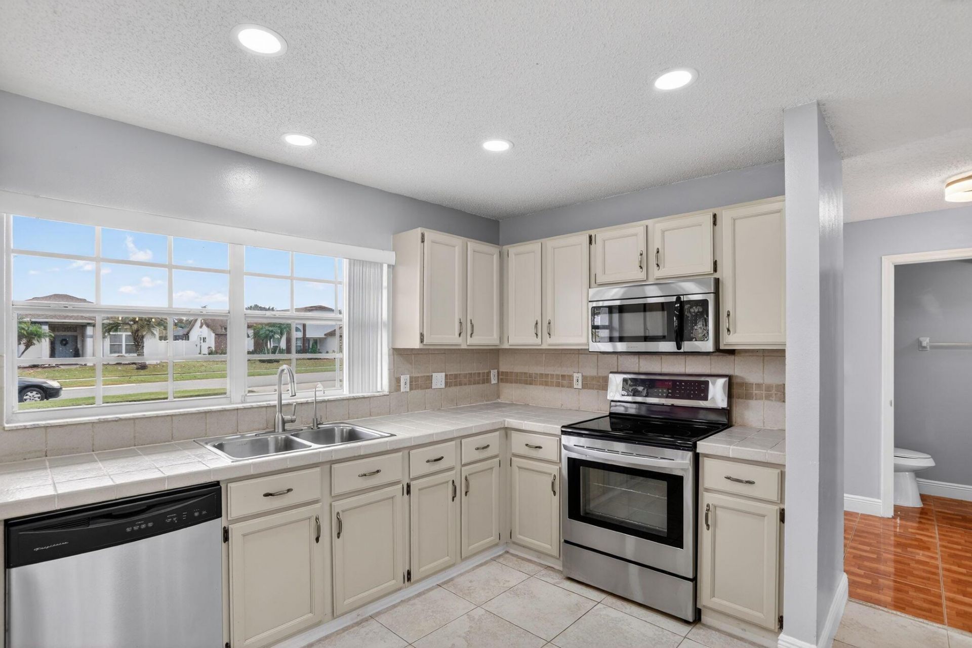 14912 White Magnolia Court, Orlando, FL 32824 Photo