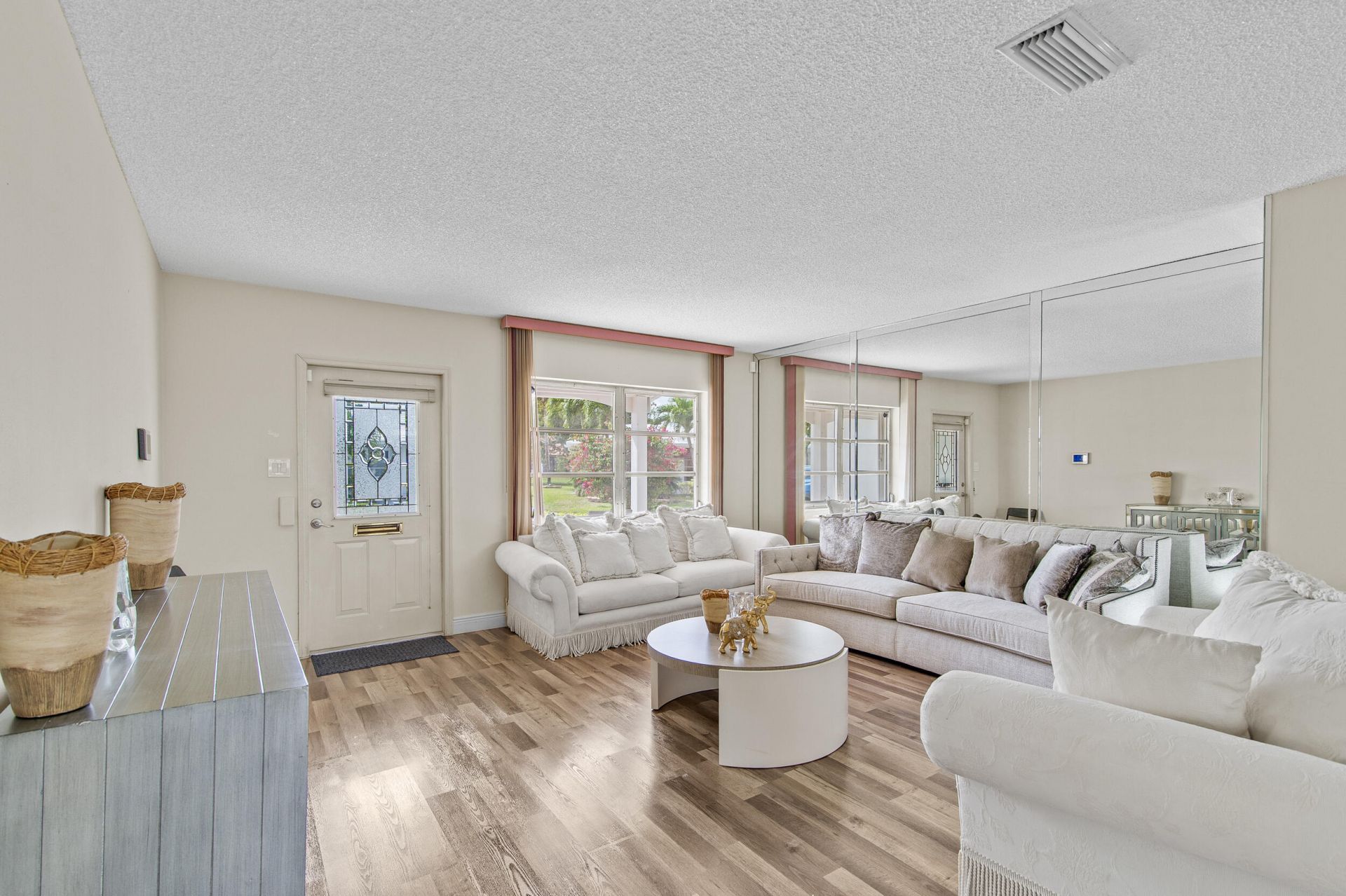 7110 NW 73rd Avenue, Tamarac, FL 33321 Photo