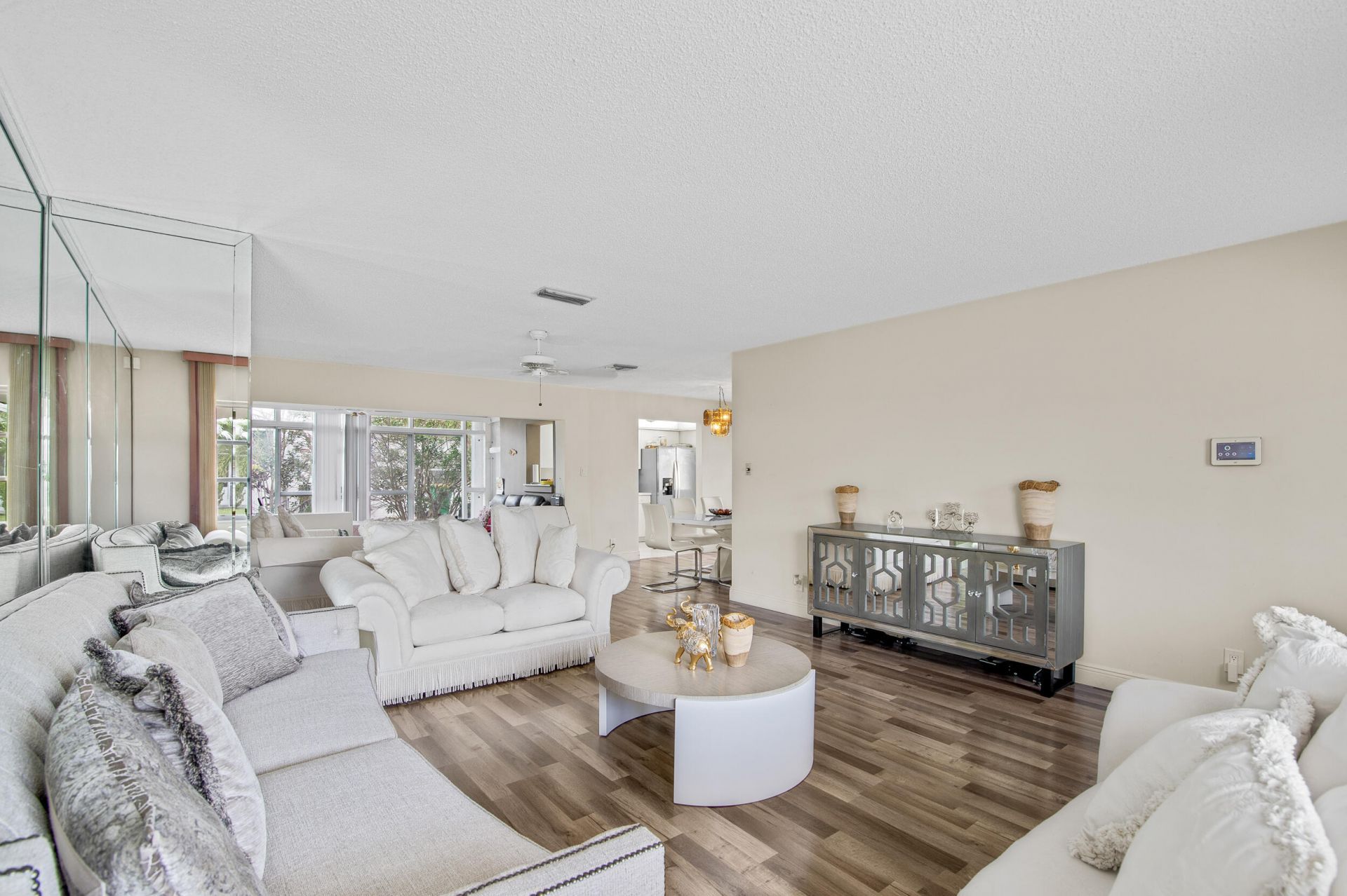 7110 NW 73rd Avenue, Tamarac, FL 33321 Photo