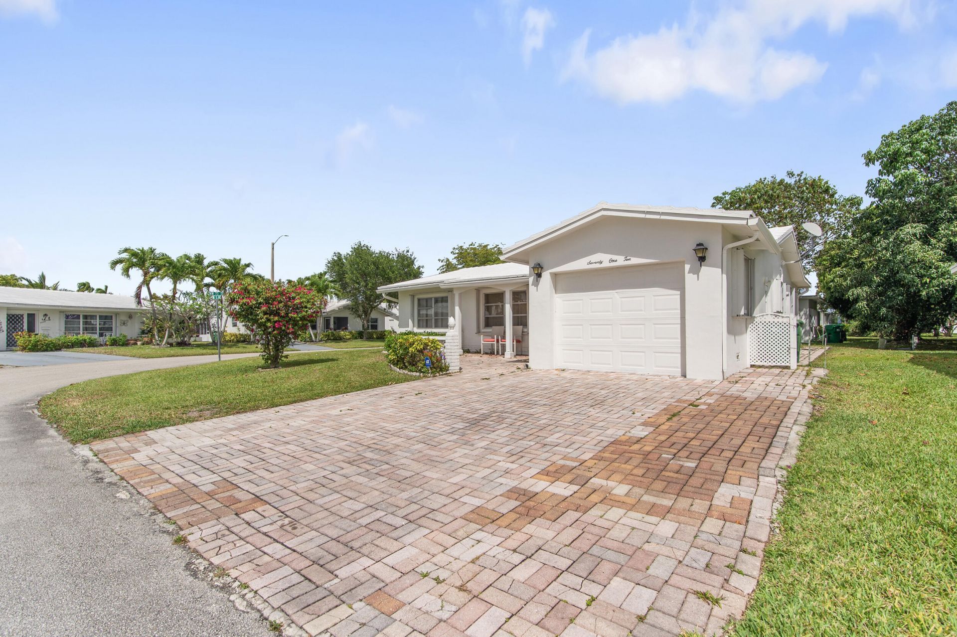 7110 NW 73rd Avenue, Tamarac, FL 33321 Photo