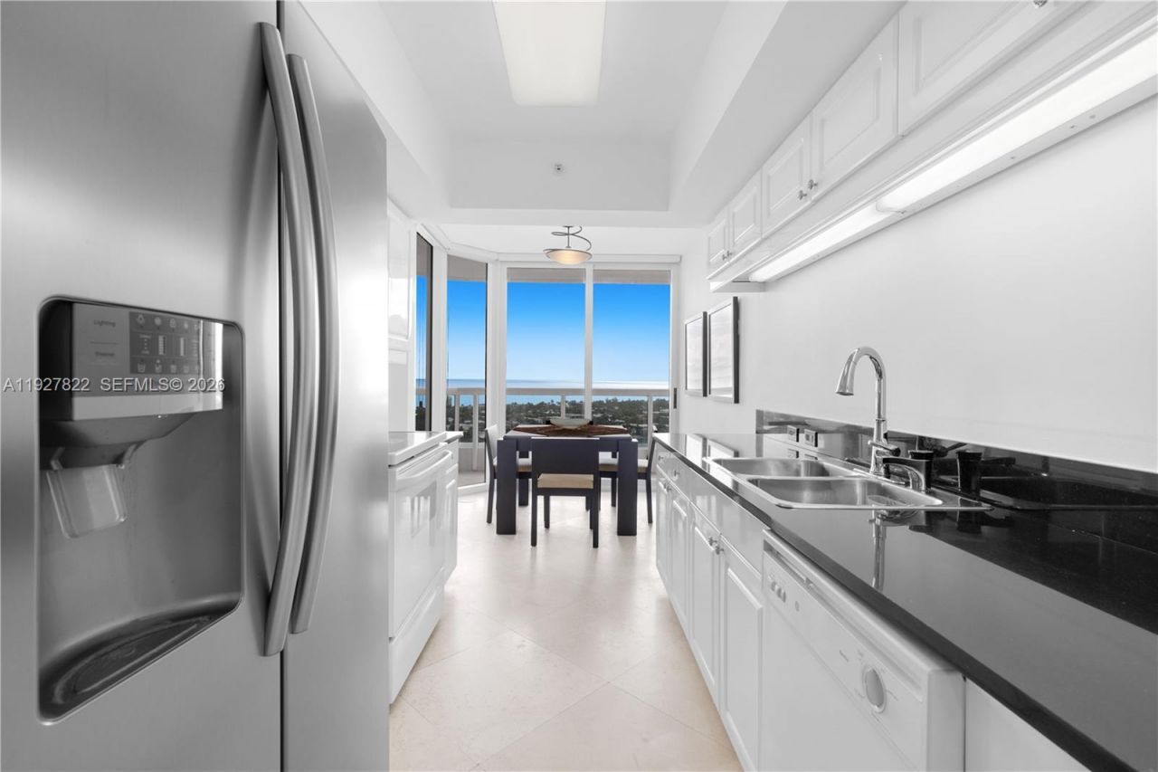 21055 Yacht Club Dr, Unit 2310, Aventura, FL 33180 Photo