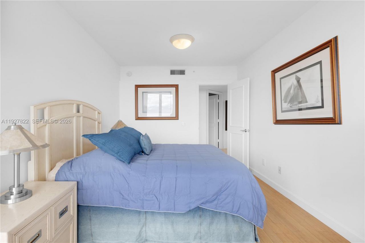 21055 Yacht Club Dr, Unit 2310, Aventura, FL 33180 Photo