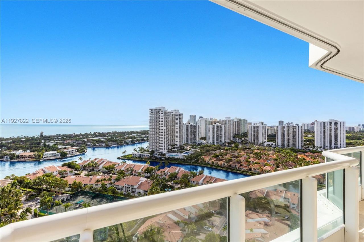 21055 Yacht Club Dr, Unit 2310, Aventura, FL 33180 Photo