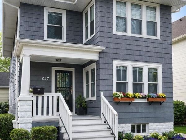 237 W 114th Street, Chicago, IL 60628