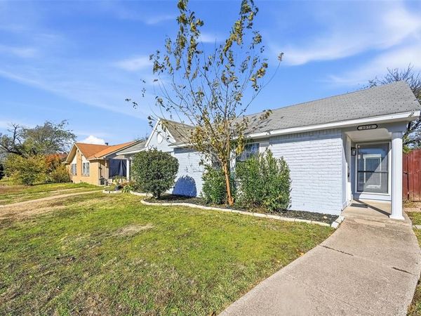 6078 Dooley Drive, The Colony, TX 75056