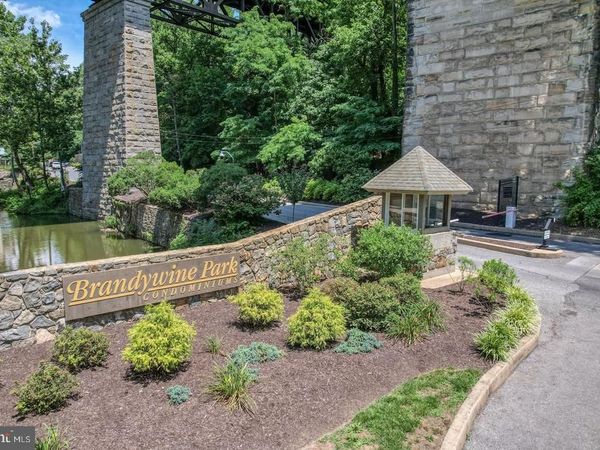 1704 N PARK DRIVE, Unit 605, WILMINGTON, DE 19806