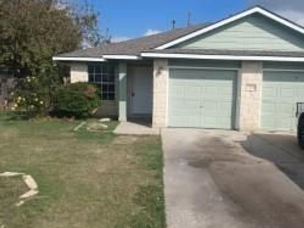 2219 Creekside LN, Unit A, Georgetown, TX 78626