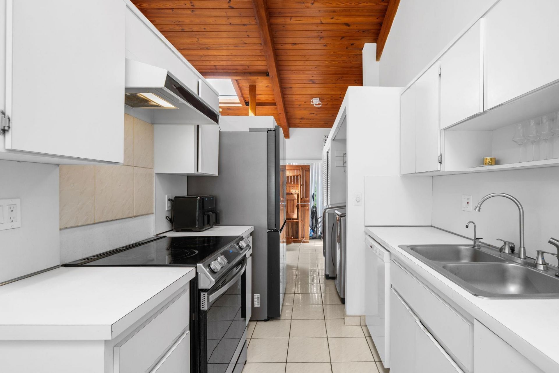 2679 S Parkview Drive, Unit 2679, Hallandale Beach, FL 33009 Photo