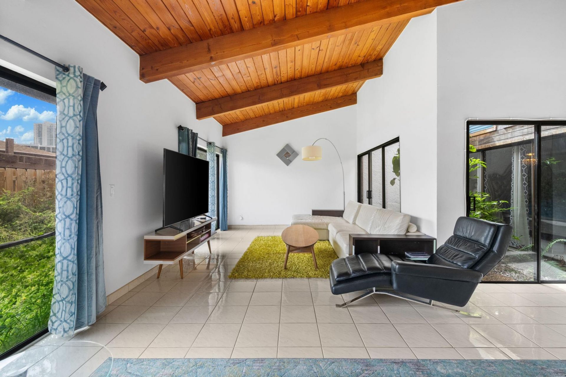 2679 S Parkview Drive, Unit 2679, Hallandale Beach, FL 33009 Photo