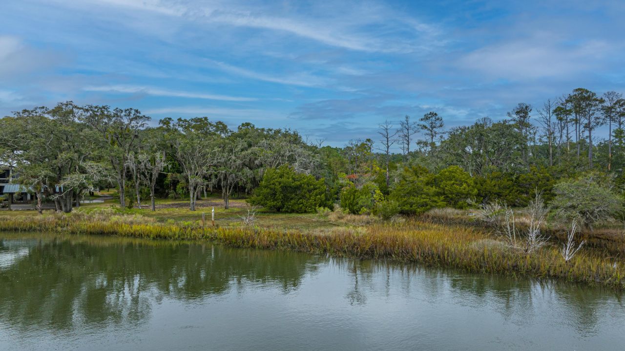 8737 Peters Point Road Photo 19