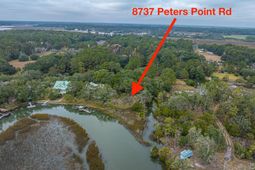 8737 Peters Point Road photo 4
