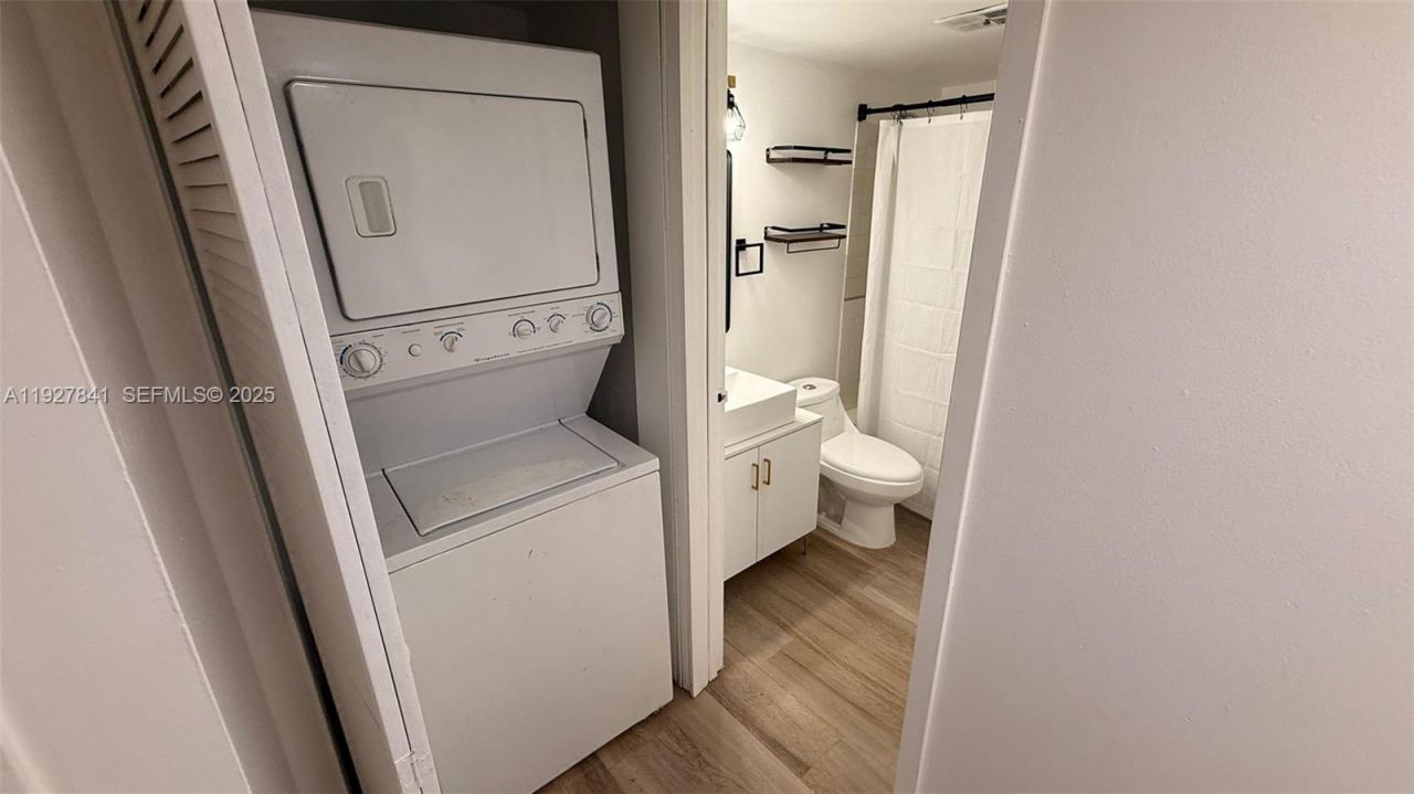 5845 Washington St, Unit 65, Hollywood, FL 33023 Photo