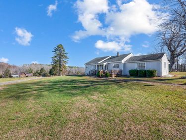 10008 Thomas Jefferson Highway, Charlotte Court House, VA 23923