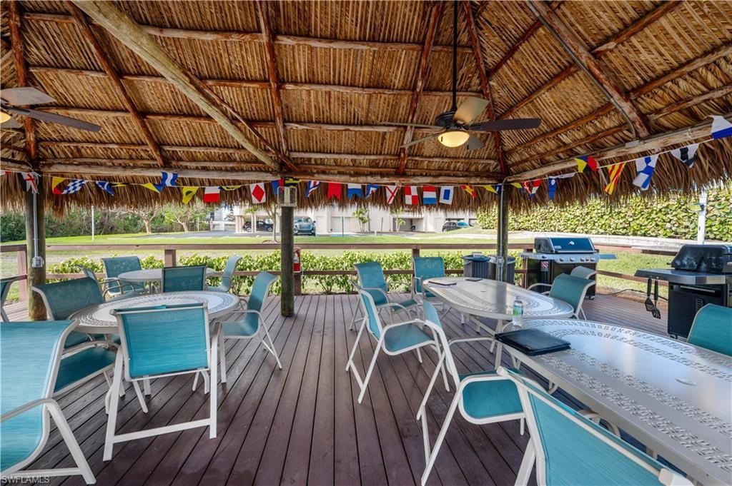 11118 Gulfshore, Unit 203, Naples, FL 34108 Photo