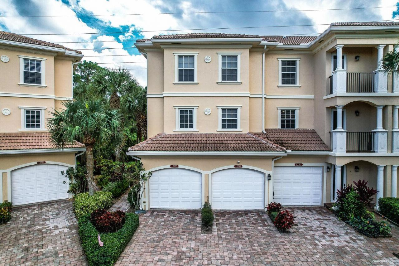 12755 SE Old Cypress Drive, Hobe Sound, FL 33455 Photo