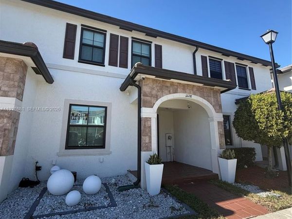 11128 W 32nd Ln, Unit 11128, Hialeah, FL 33018