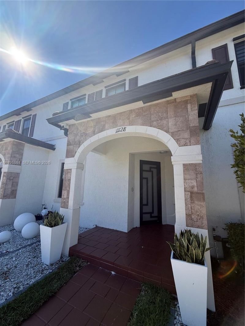 11128 W 32nd Ln, Unit 11128, Hialeah, FL 33018 Photo