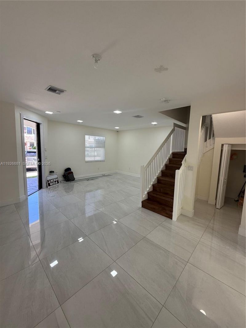 11128 W 32nd Ln, Unit 11128, Hialeah, FL 33018 Photo