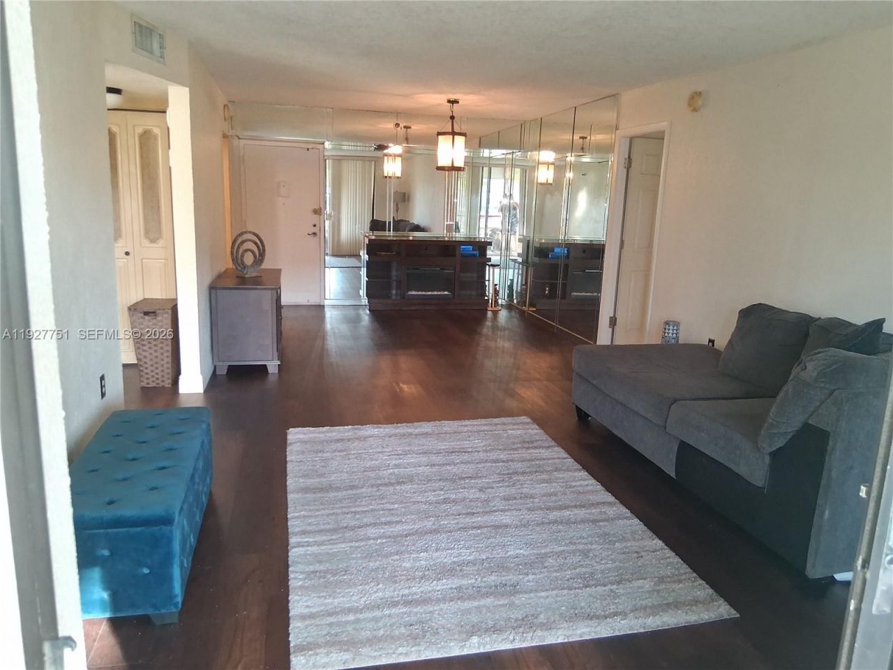 1000 Saint Charles Pl, Unit L2, Pembroke Pines, FL 33026 Photo