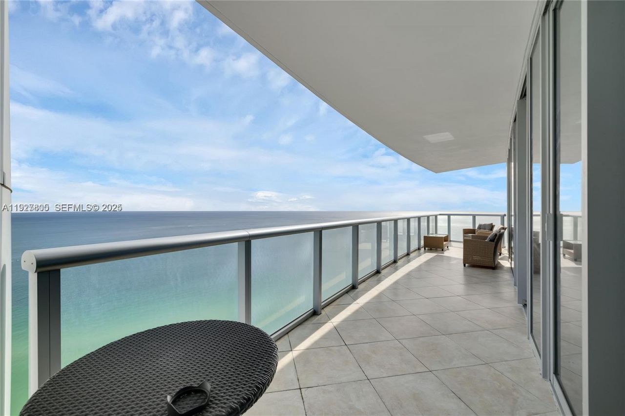 17001 Collins Ave, Unit 3002, Sunny Isles Beach, FL 33160 Photo