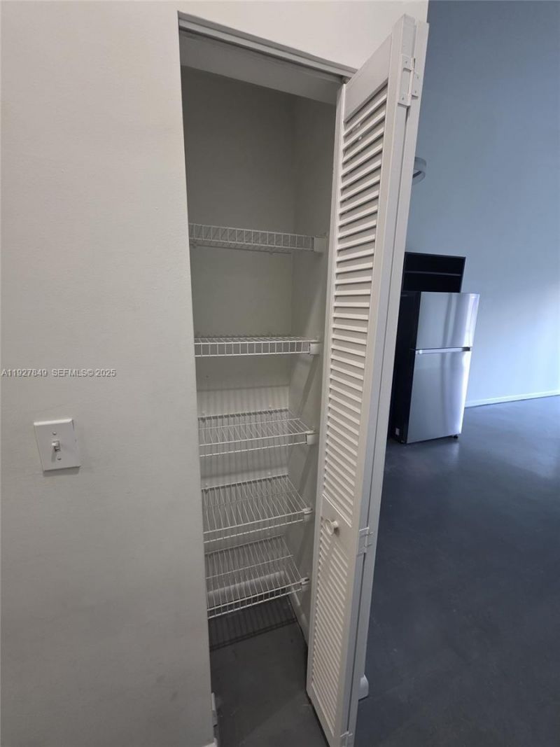 253 NE 2nd St, Unit 324, Miami, FL 33132 Photo